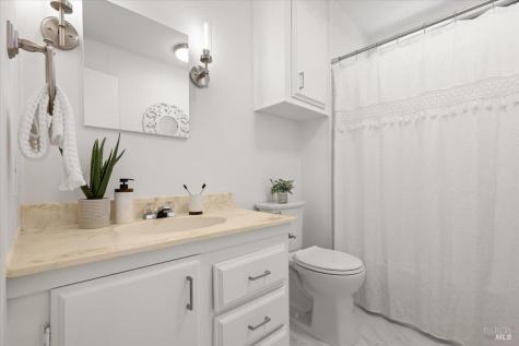 93 Walnut Circle Rohnert Park CA 94928