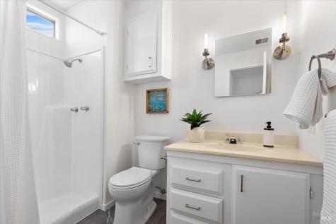 93 Walnut Circle Rohnert Park CA 94928