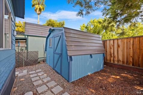 93 Walnut Circle Rohnert Park CA 94928