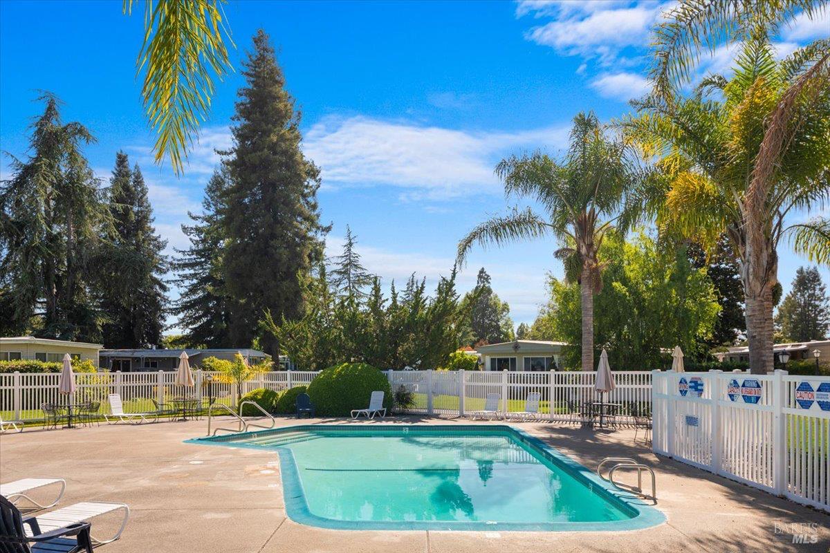 93 Walnut Circle Rohnert Park CA 94928