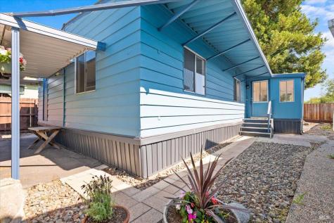 93 Walnut Circle Rohnert Park CA 94928