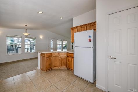 186 Redwing Drive Santa Rosa CA 95409