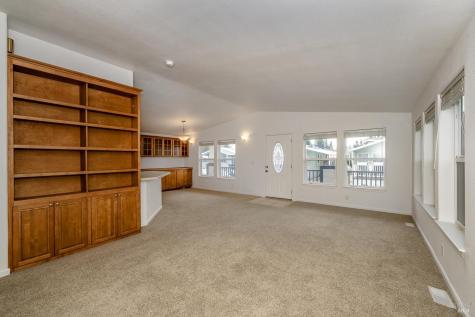 186 Redwing Drive Santa Rosa CA 95409