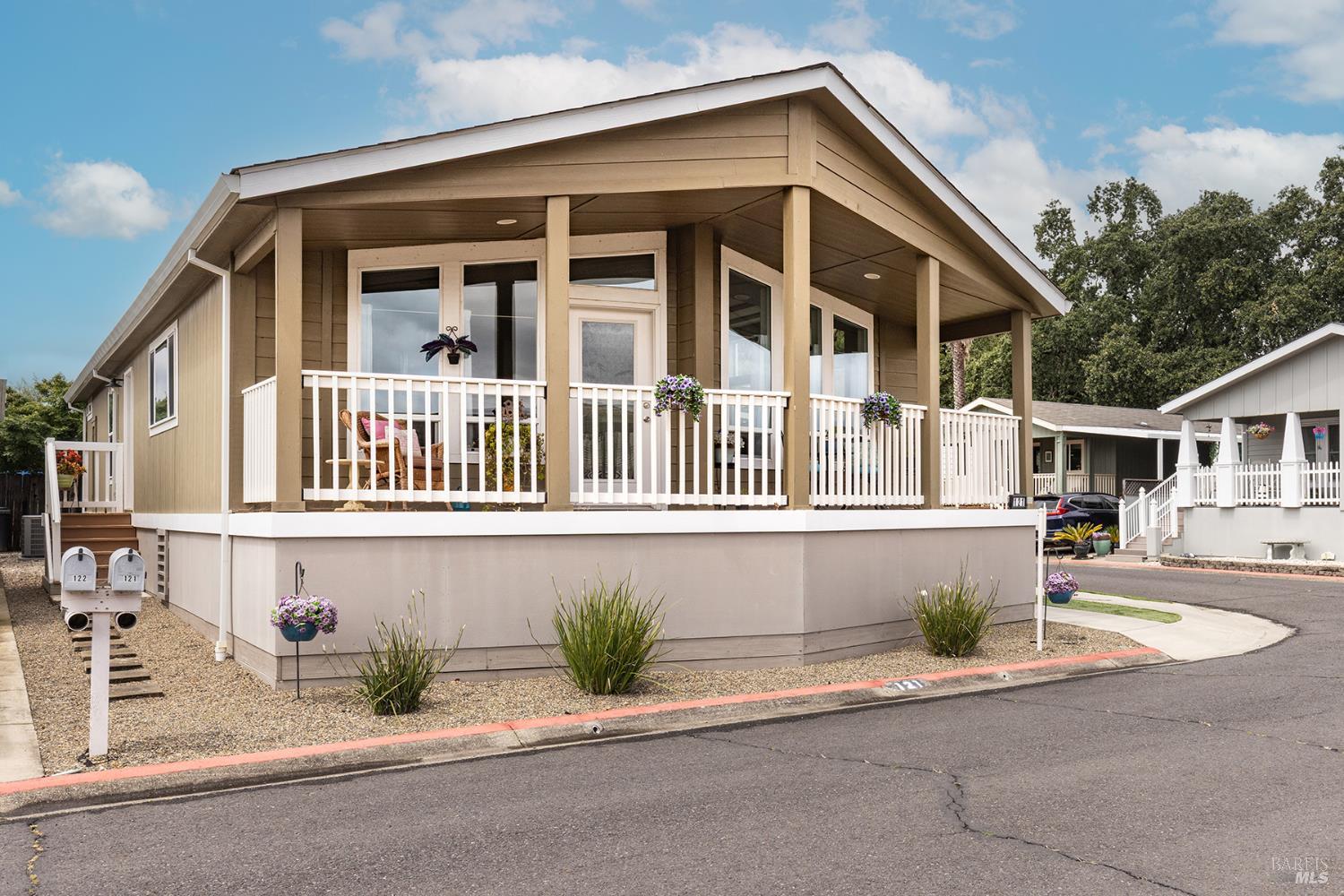 121 Cabana Drive Napa CA 94558