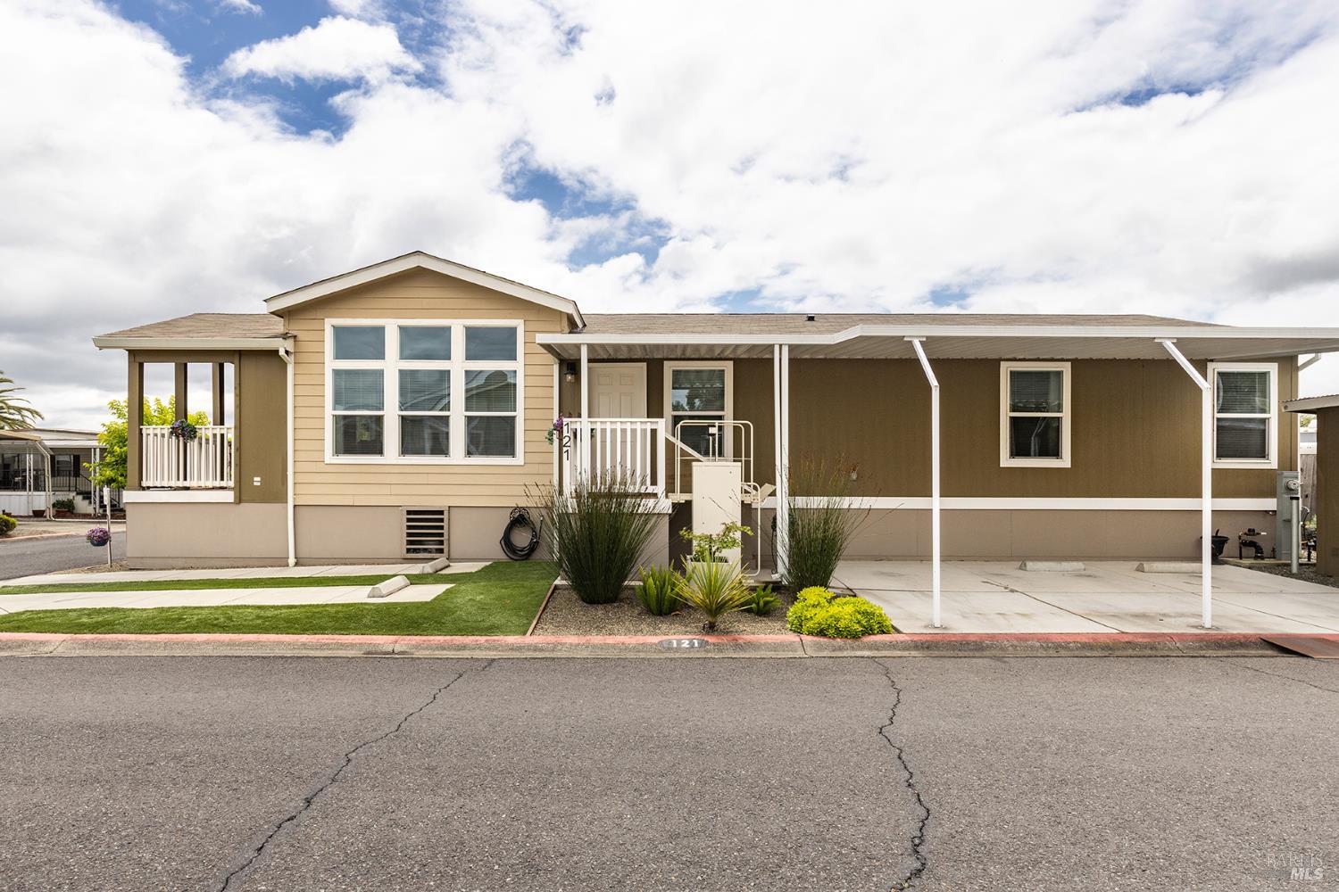 121 Cabana Drive Napa CA 94558