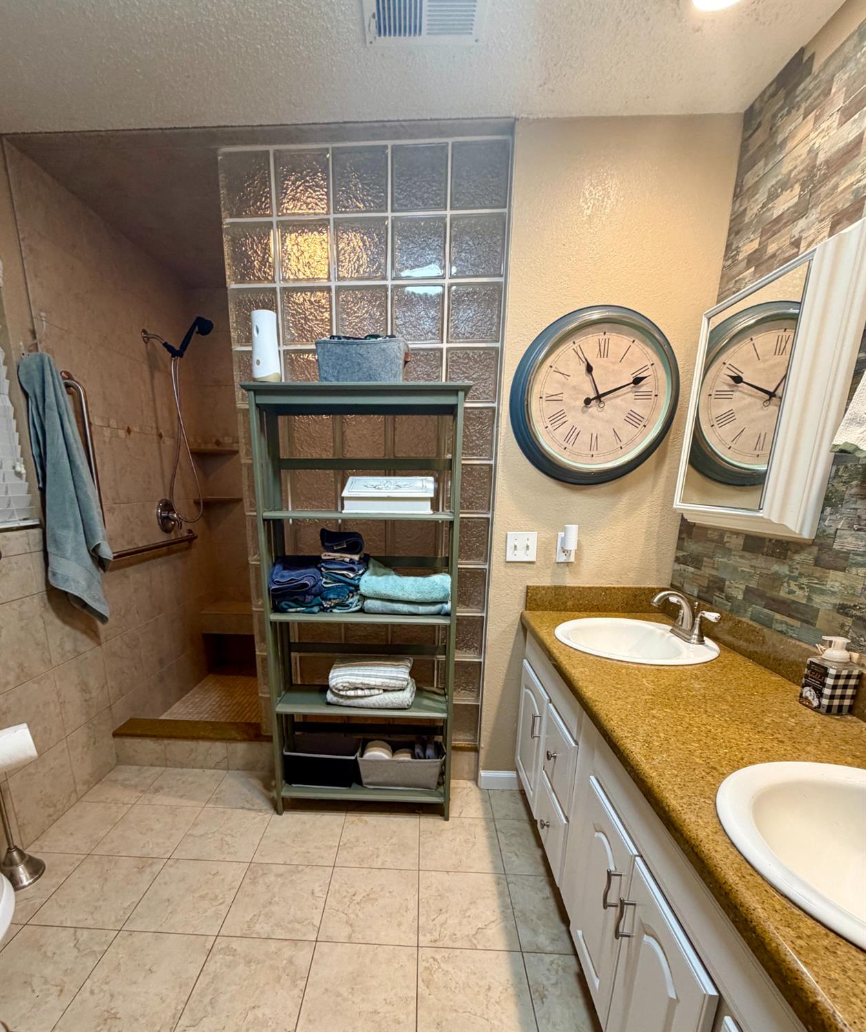 180 Oxbow Marina Drive Isleton CA 95641