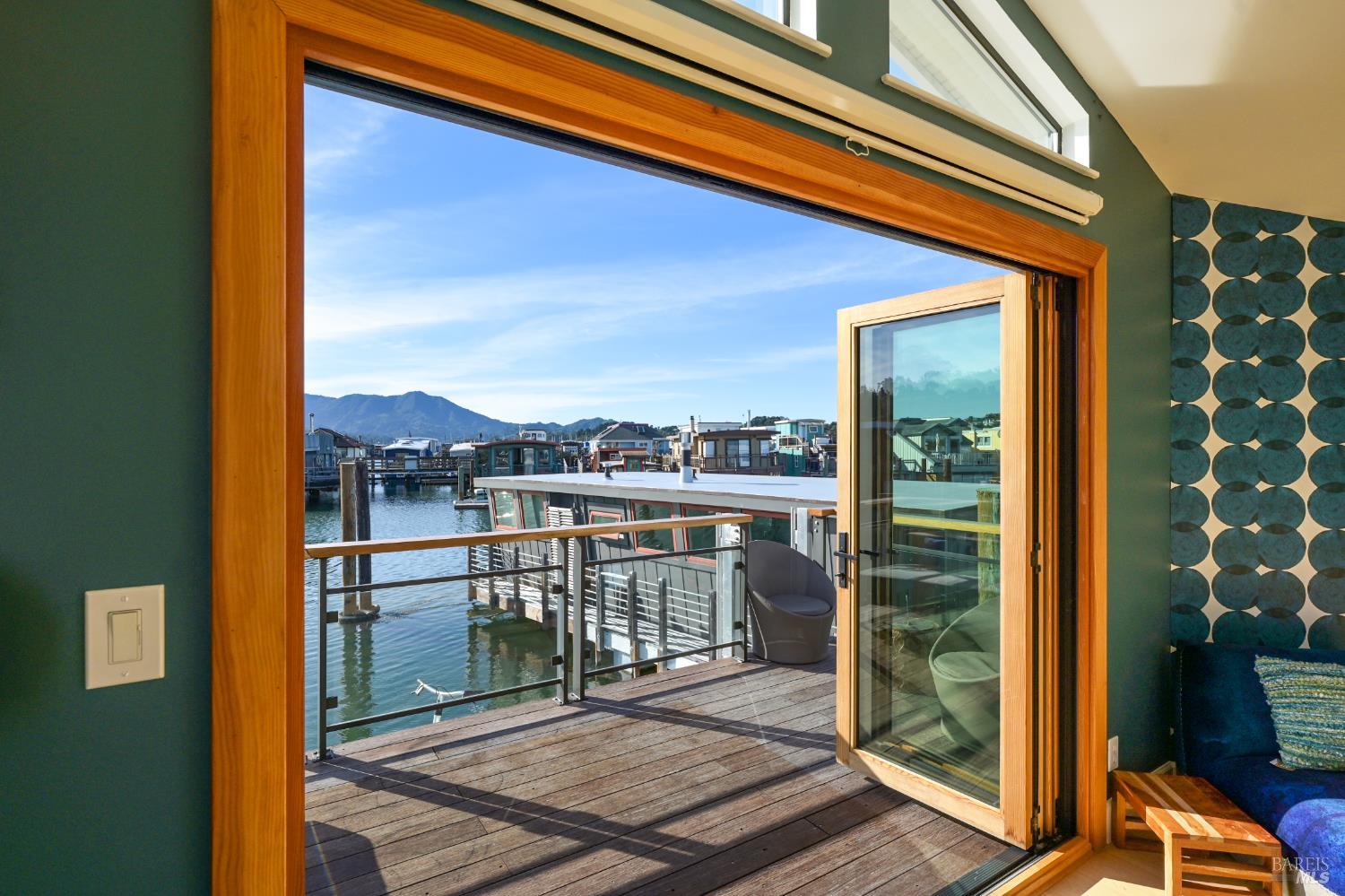 38 S 40 Dock Sausalito CA 94965