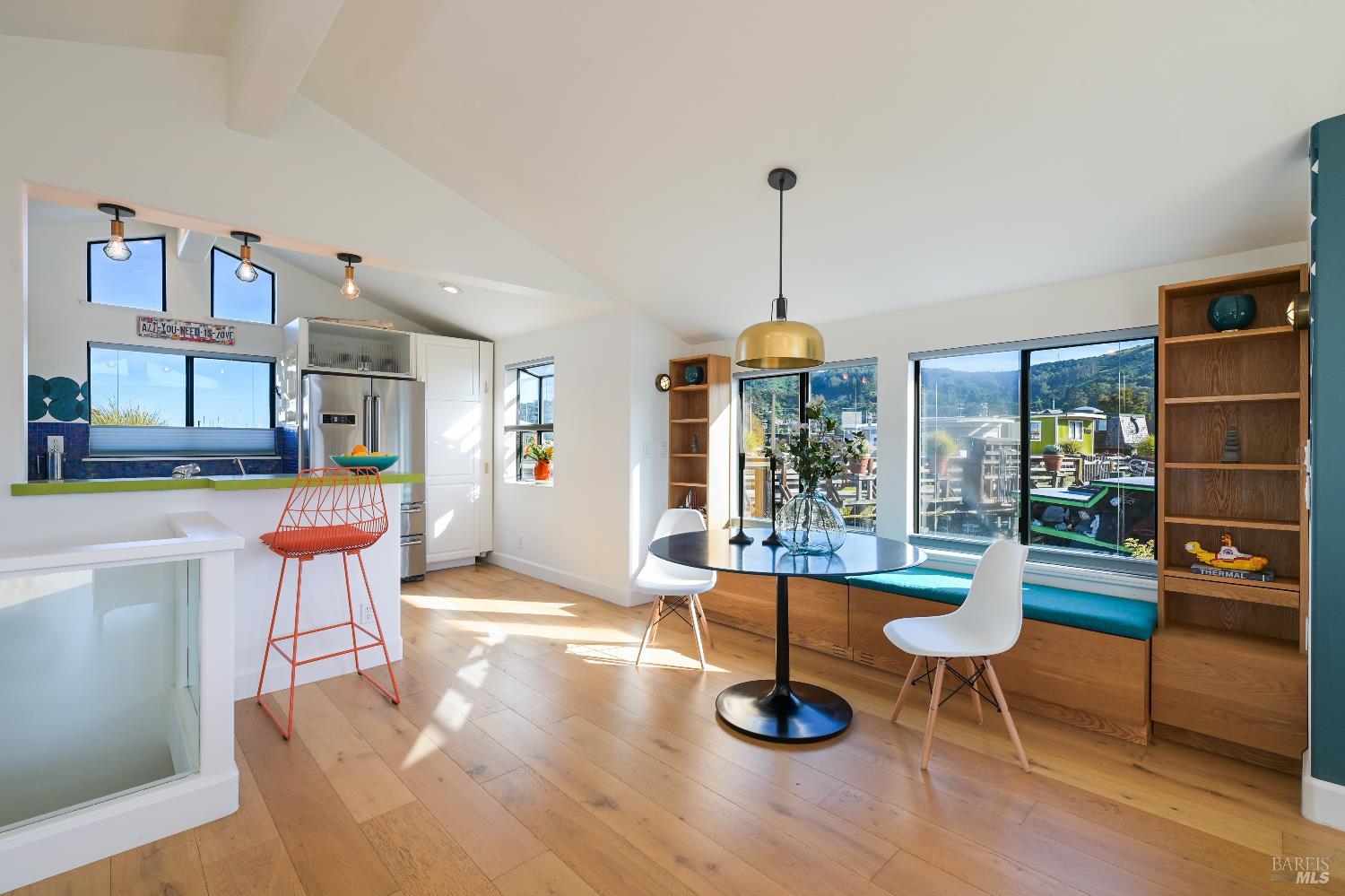 38 S 40 Dock Sausalito CA 94965