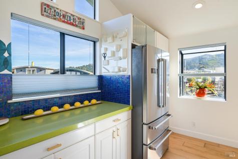 38 S 40 Dock Sausalito CA 94965