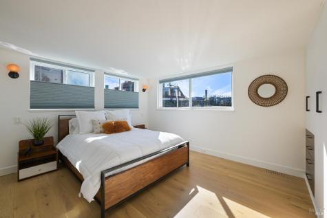 38 S 40 Dock Sausalito CA 94965