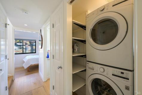 38 S 40 Dock Sausalito CA 94965