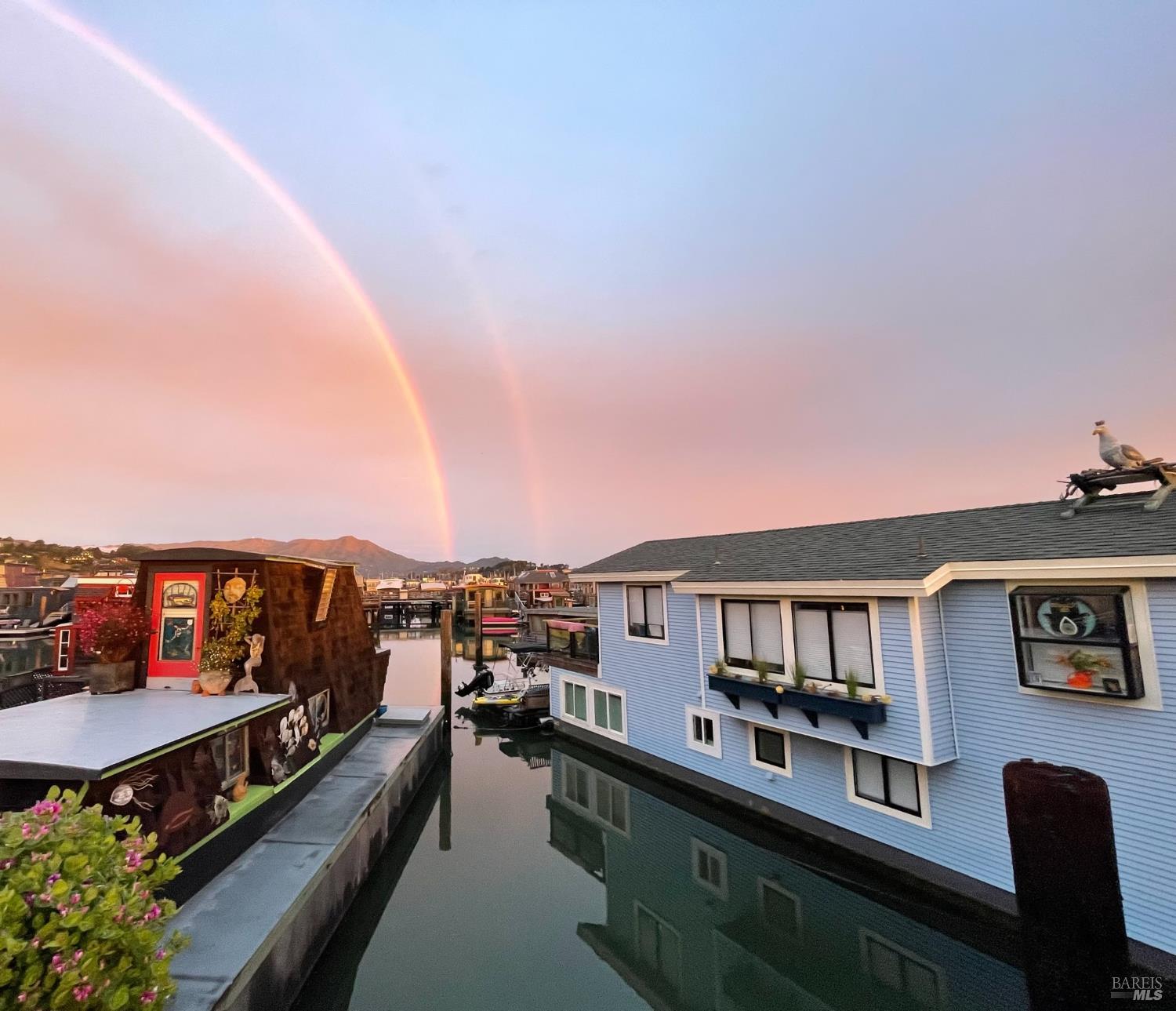 38 S 40 Dock Sausalito CA 94965