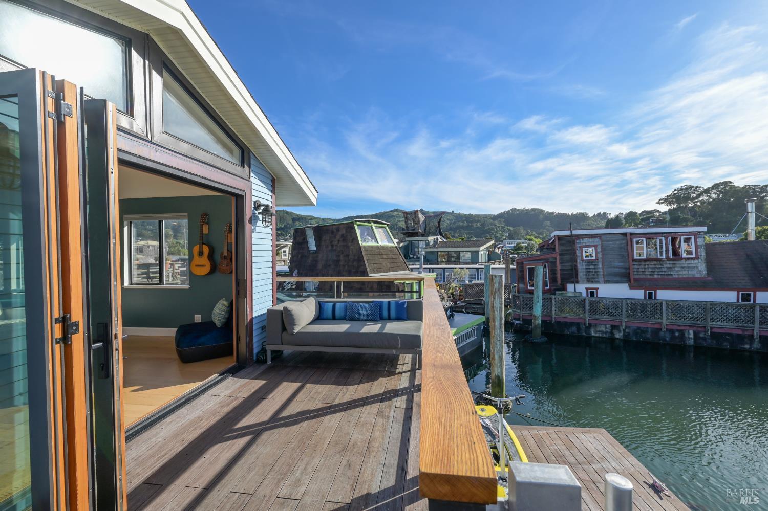 38 S 40 Dock Sausalito CA 94965