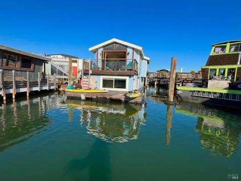 38 S 40 Dock Sausalito CA 94965
