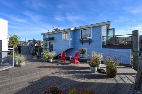 38 S 40 Dock Sausalito CA 94965