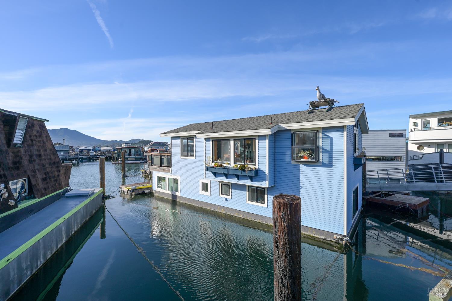 38 S 40 Dock Sausalito CA 94965