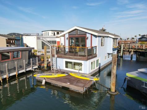 38 S 40 Dock Sausalito CA 94965