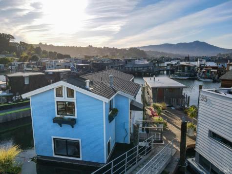 38 S 40 Dock Sausalito CA 94965