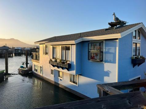 38 S 40 Dock Sausalito CA 94965