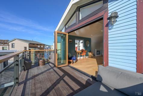 38 S 40 Dock Sausalito CA 94965