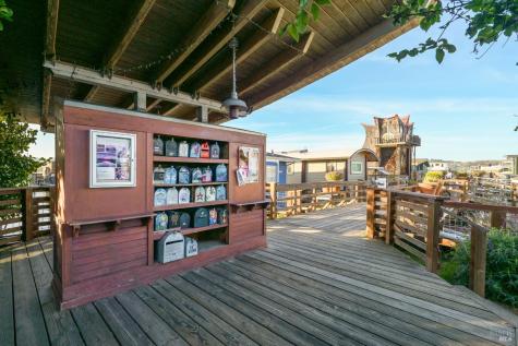 38 S 40 Dock Sausalito CA 94965