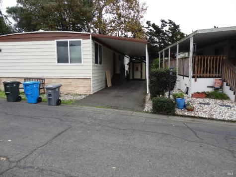 6 Larkspur Place Santa Rosa CA 95409