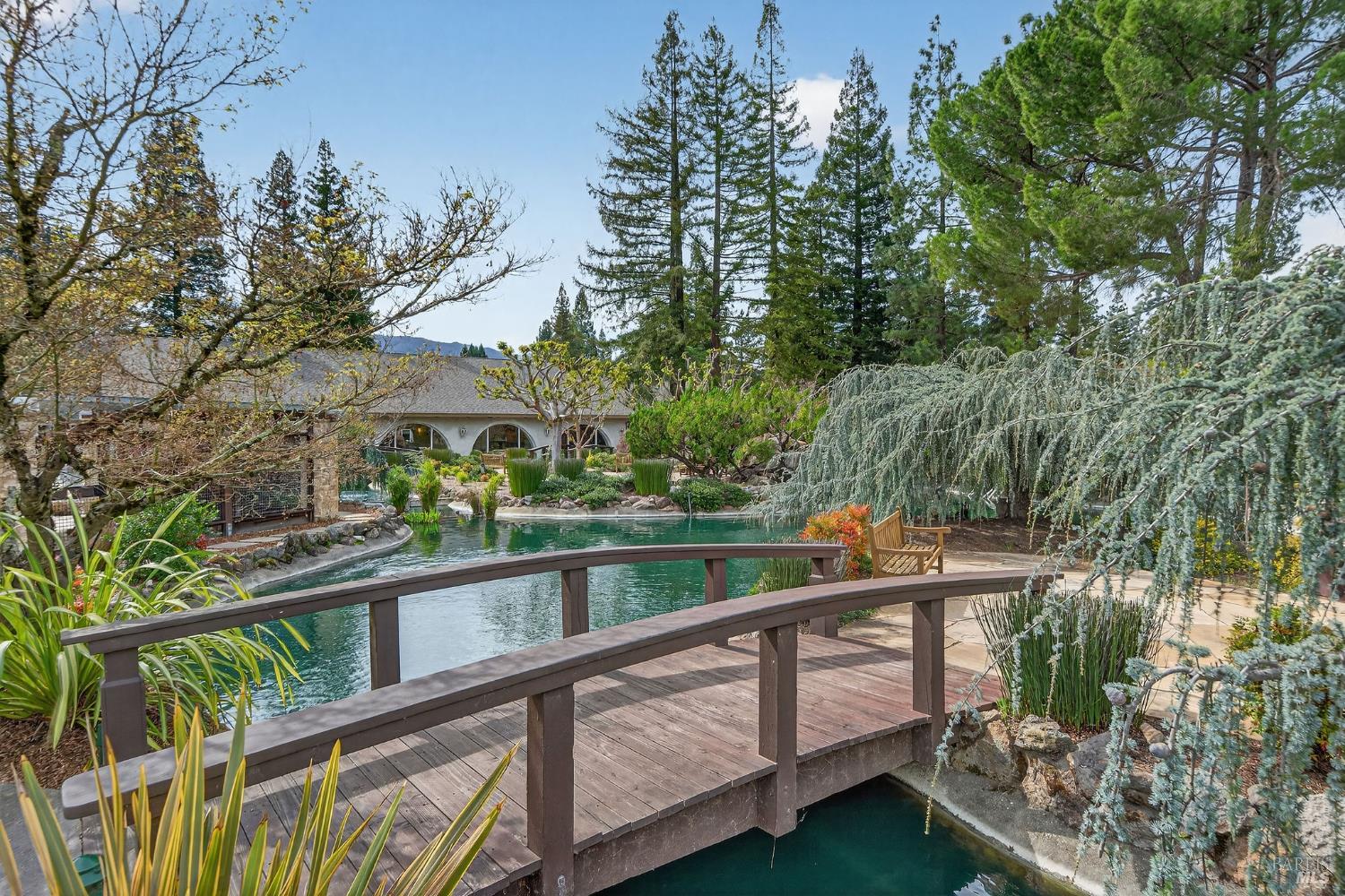 2 La Cuesta Court St. Helena CA 94574