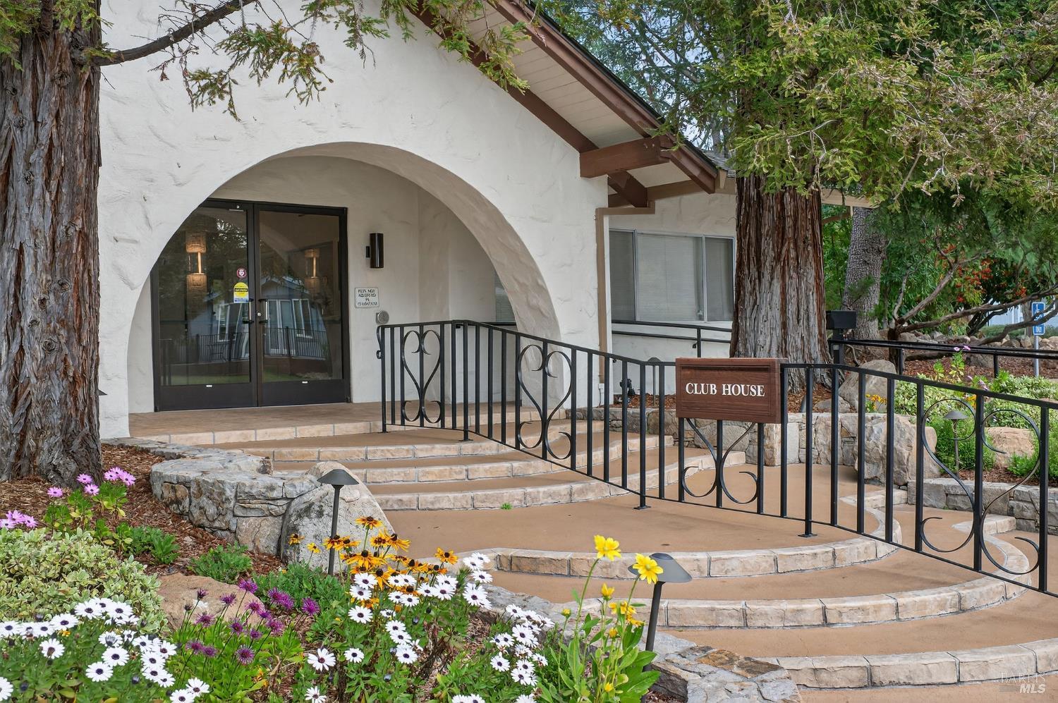 2 La Cuesta Court St. Helena CA 94574