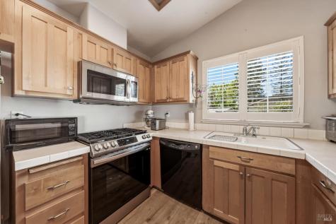261 Hermosa Circle Santa Rosa CA 95409