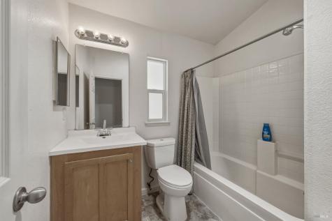 261 Hermosa Circle Santa Rosa CA 95409