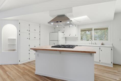 93 W Napa Drive Petaluma CA 94954