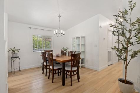 58 Estrella Drive Rohnert Park CA 94928