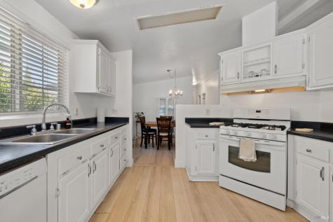 58 Estrella Drive Rohnert Park CA 94928