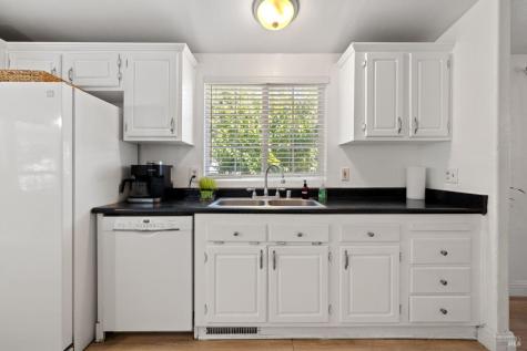 58 Estrella Drive Rohnert Park CA 94928