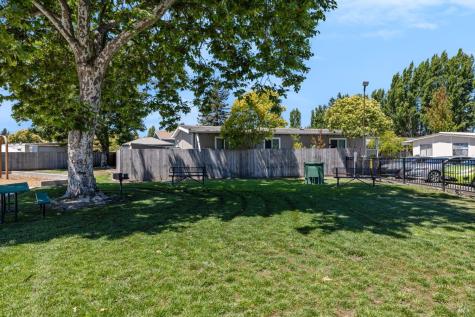 58 Estrella Drive Rohnert Park CA 94928