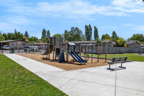 58 Estrella Drive Rohnert Park CA 94928