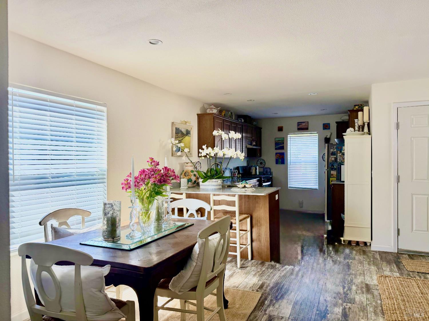 425 W Sierra Avenue Cotati CA 94931