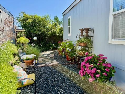 425 W Sierra Avenue Cotati CA 94931