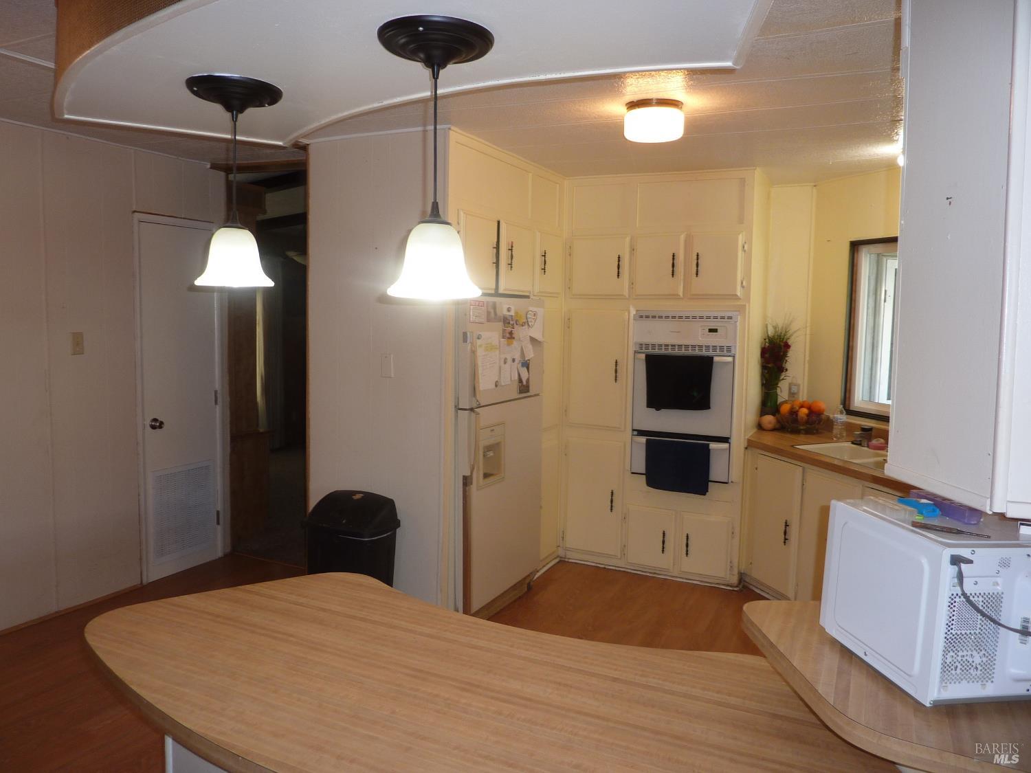 10755 Mobile Village Way Willits CA 95430