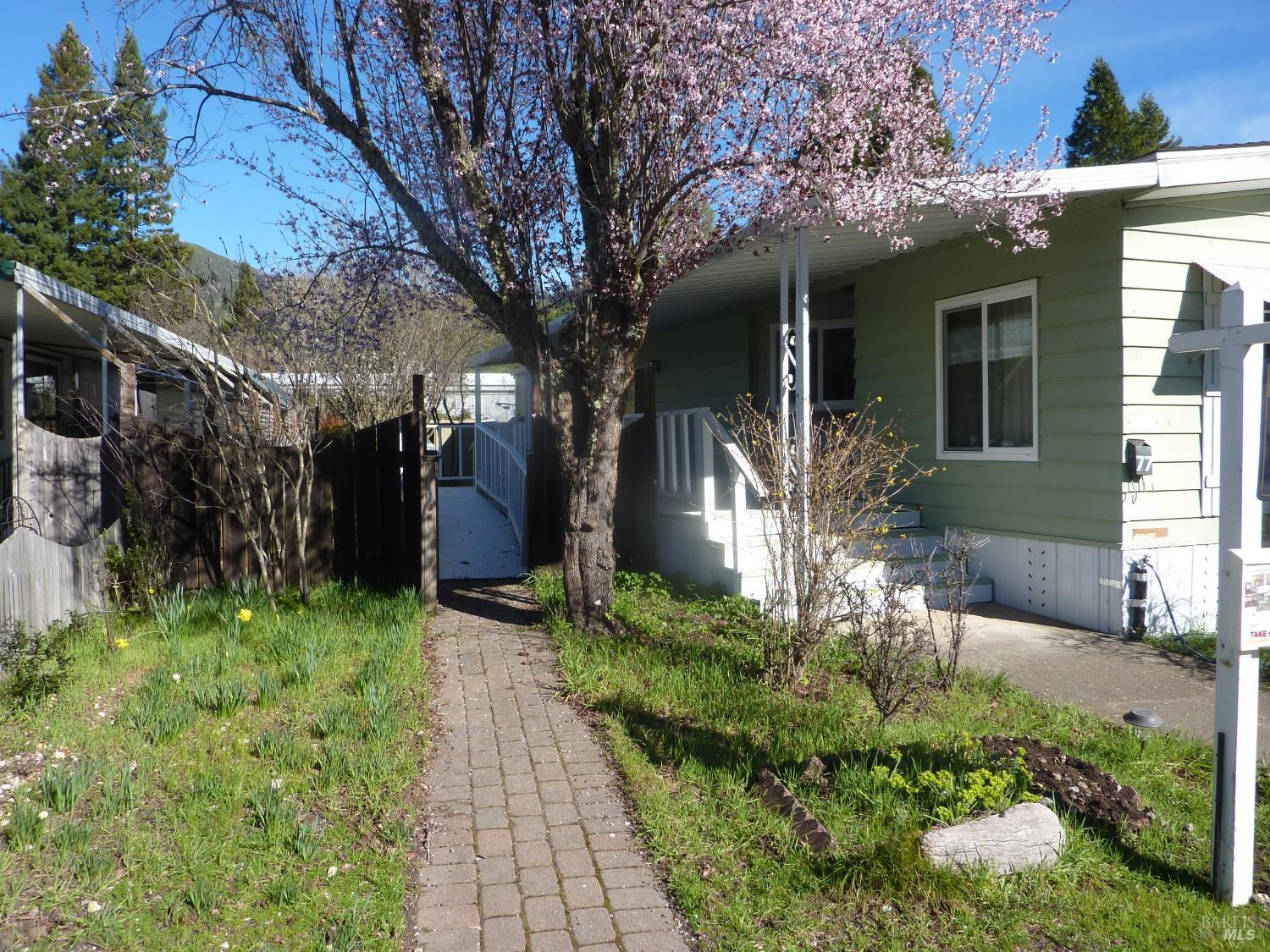 10755 Mobile Village Way Willits CA 95430