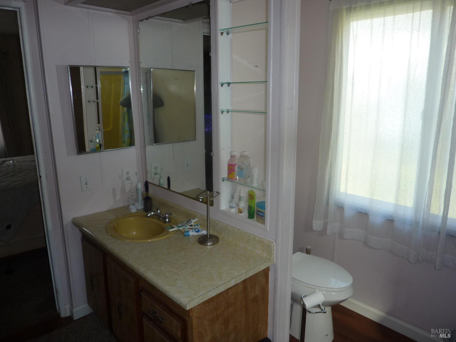 10755 Mobile Village Way Willits CA 95430