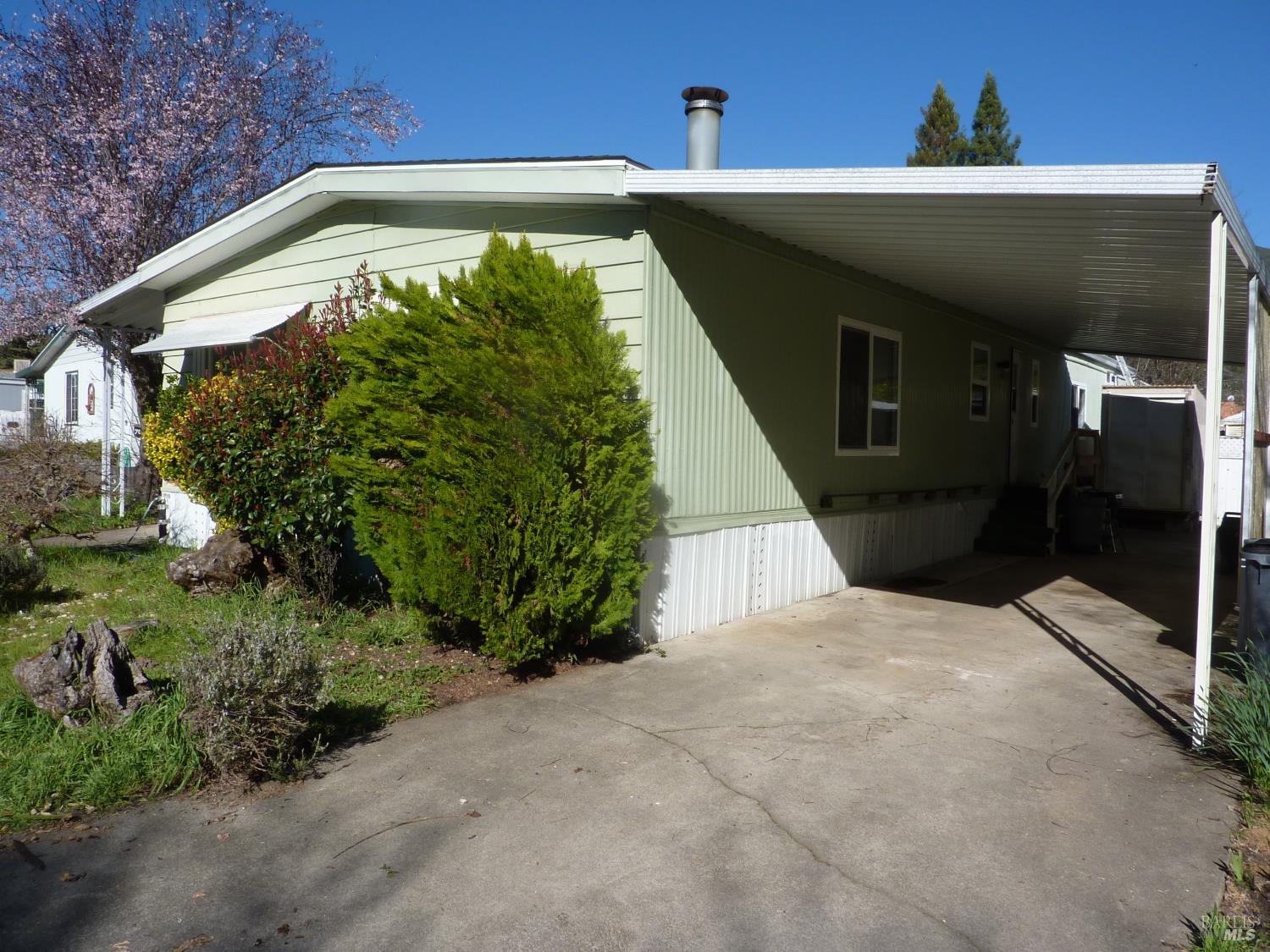 10755 Mobile Village Way Willits CA 95430