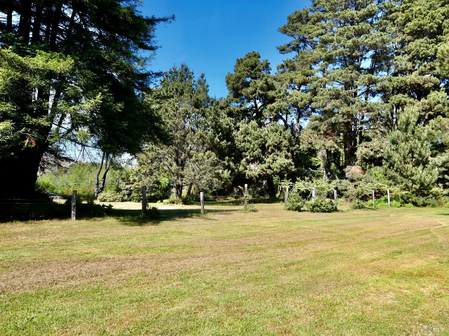 25101 Charlene Lane Fort Bragg CA 95437