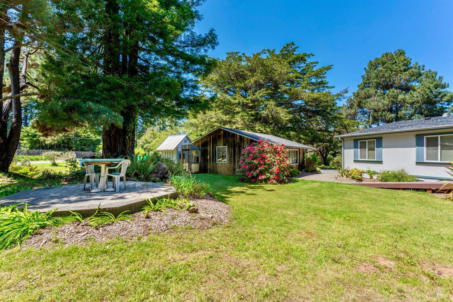 25101 Charlene Lane Fort Bragg CA 95437