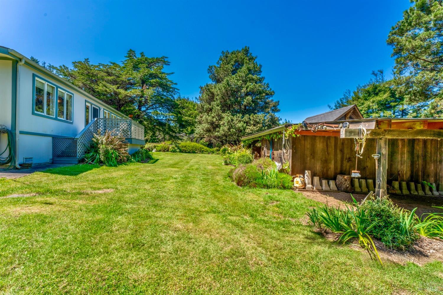 25101 Charlene Lane Fort Bragg CA 95437