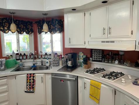 161 Bear Flag Road Sonoma CA 95476