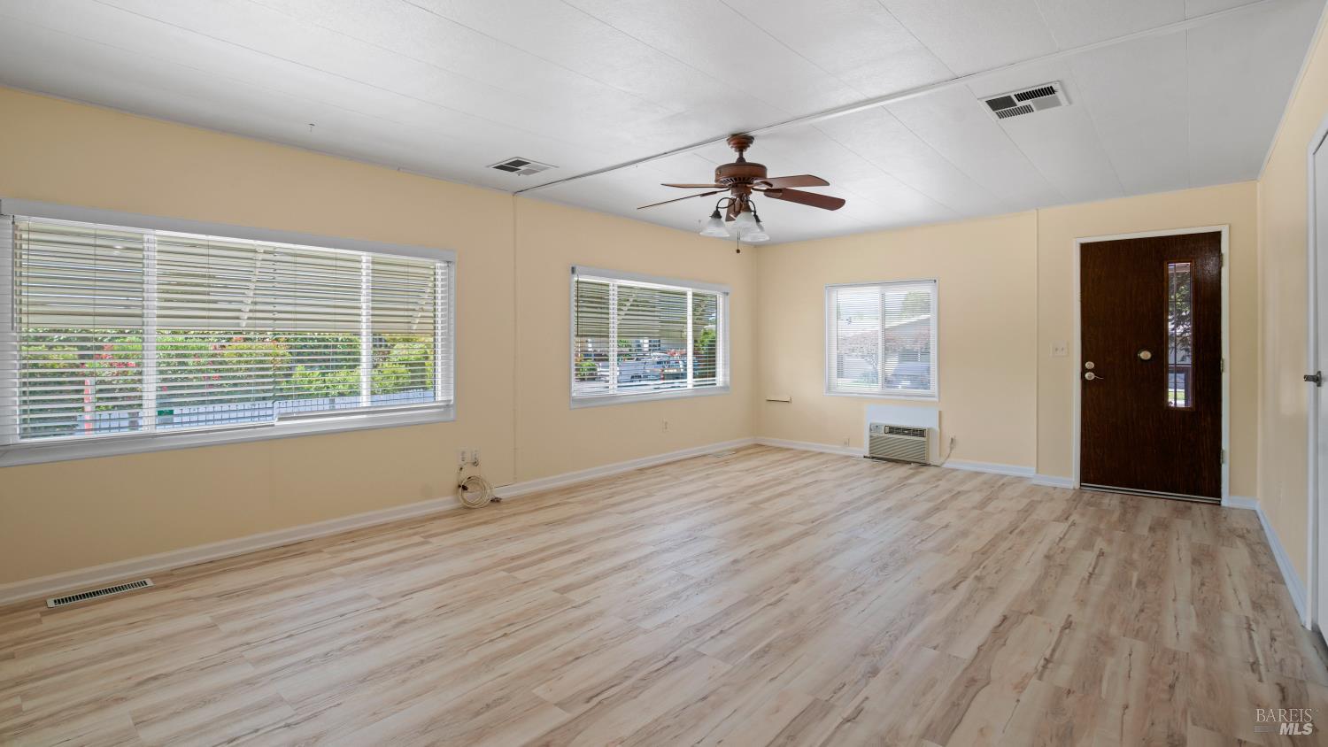 19 Newell Circle Napa CA 94558