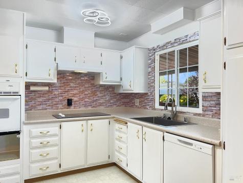 85 Estrella Drive Santa Rosa CA 95403