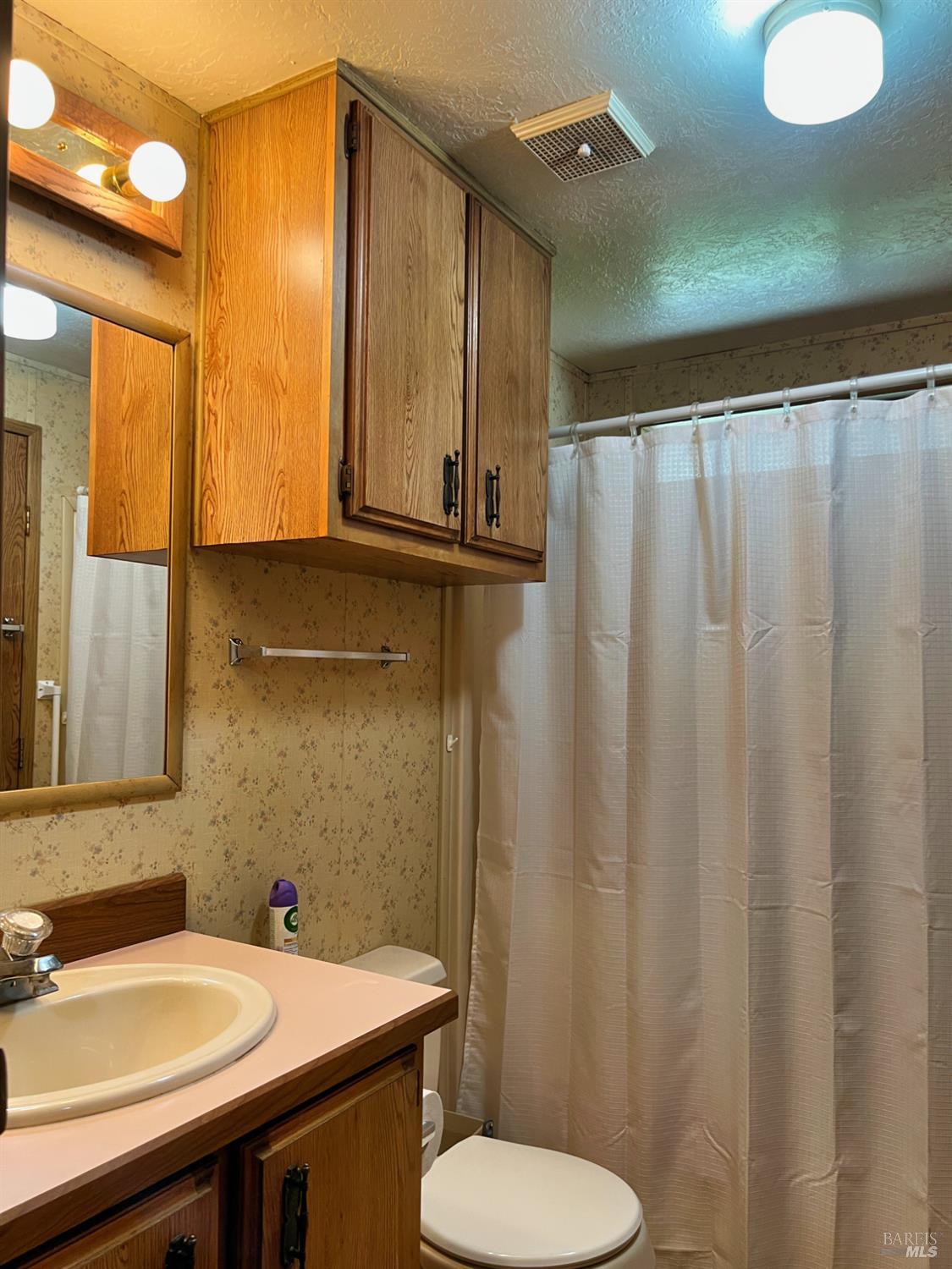 24 Blanco Place Ukiah CA 95482