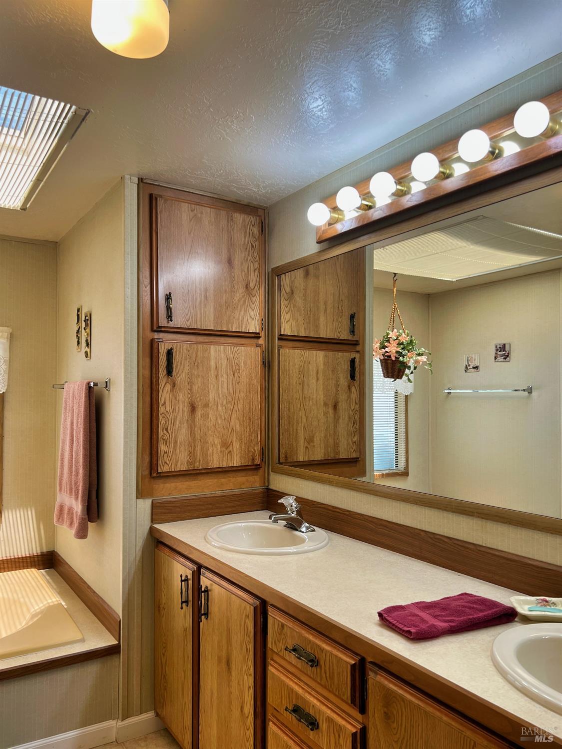 24 Blanco Place Ukiah CA 95482